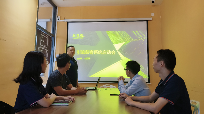 珠海中山短视频拍摄古镇代运营公司：95%的企业做短视频，为何粉丝难破千？露脸、真诚、重复——这看似最笨的方法，正在悄悄奖励那5%的清醒者
